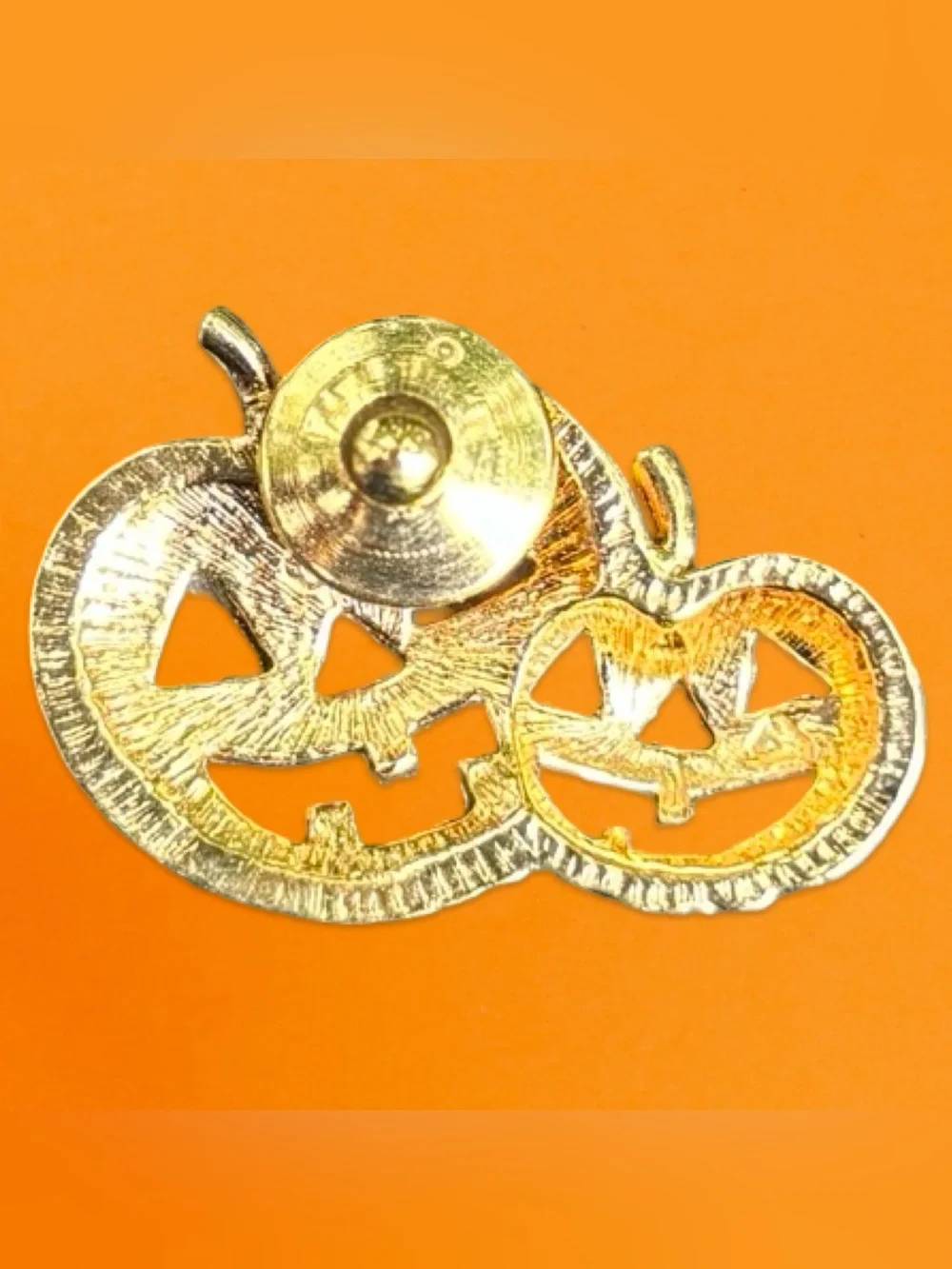Vintage Avon 1990 Signed Gold Tone Double Pumpkin Jack-O'-Lantern Halloween Pin